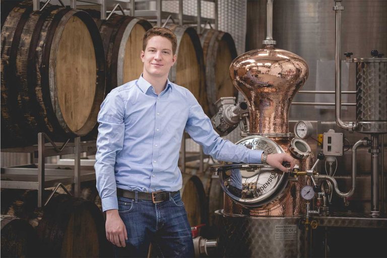 Read more about the article Young Craft Distiller Of The Year geht an Jonas Klöckner