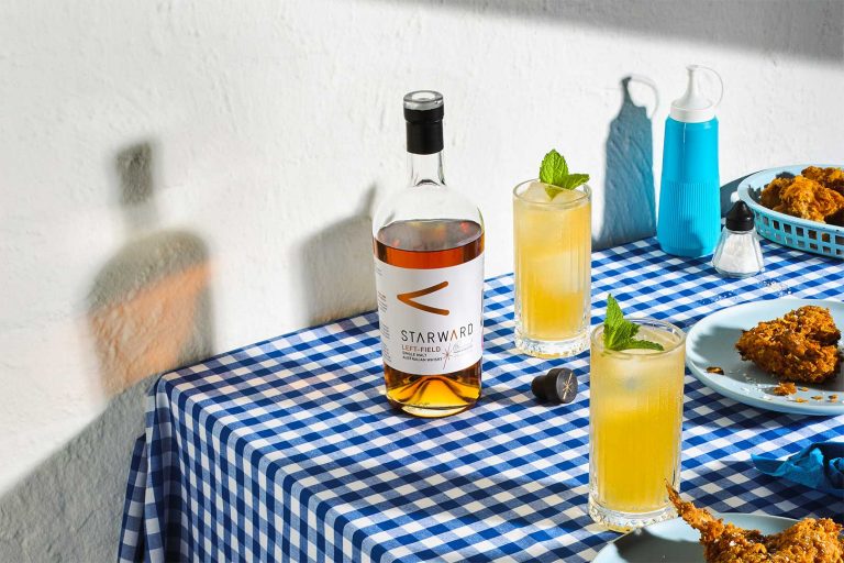 Mehr über den Artikel erfahren Starward Left Field der neue Single Malt Allrounder
