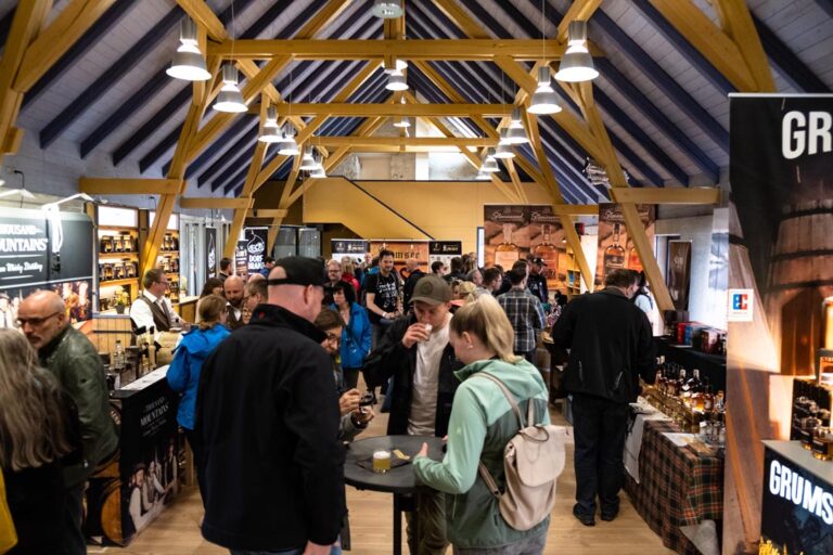 Mehr über den Artikel erfahren 1. Festival des Deutschen Whiskys auf Burg Scharfenstein