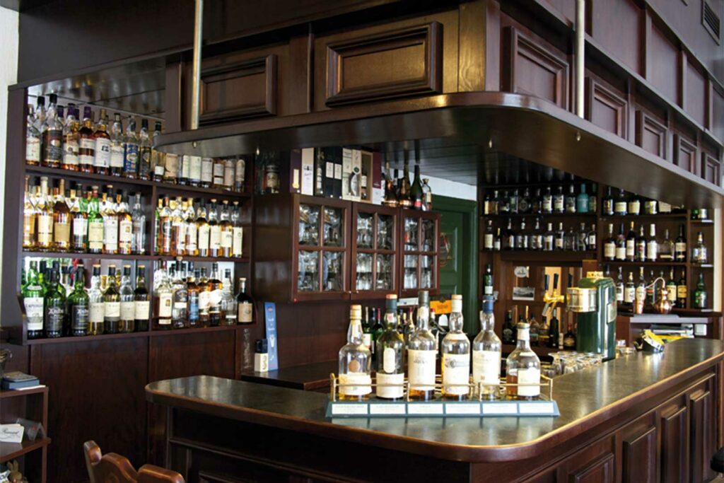 Whisky Bar Lehmanns Spreeblick – Hotel-Restaurant Spreeblick in Lübben (Spreewald)
