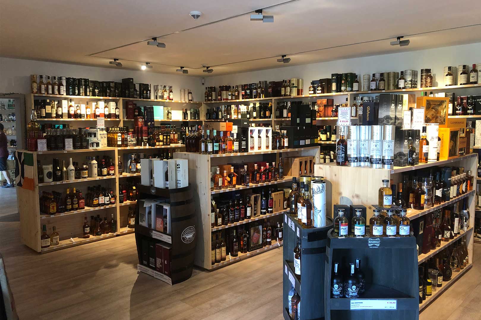 Whisky Shop Whisk(e)y and More in Spaden