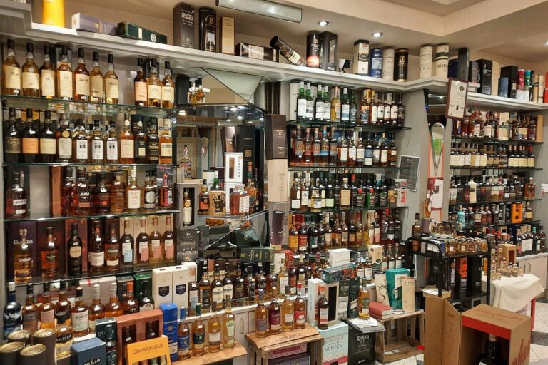 Whisky Shop Cafe Koch, Confiserie, Whiskyshop in Aichach Whisky Shop Cafe Koch, Confiserie, Whiskyshop in Aichach