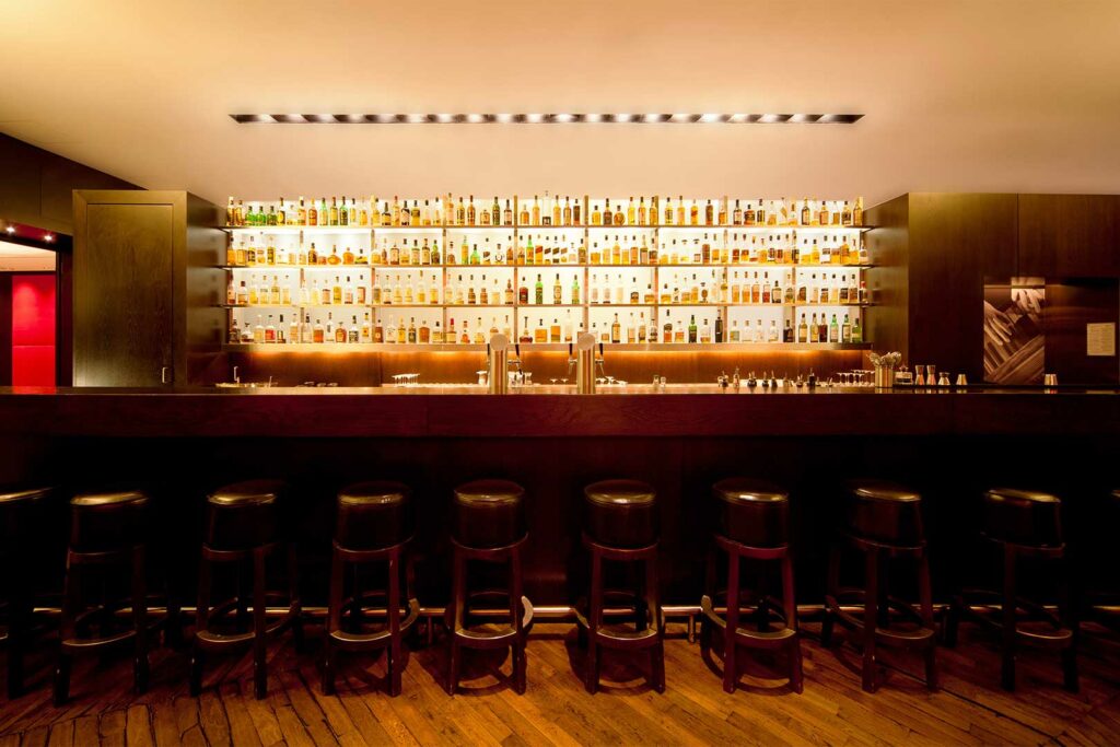 Whisky Bar Vox Bar – Grand Hyatt Hotel in Berlin