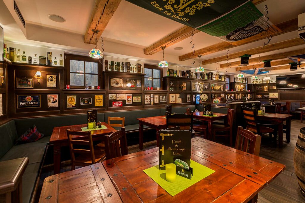 Whisky Bar Vitushöhle – Irish & Scottish Pub in Füssen