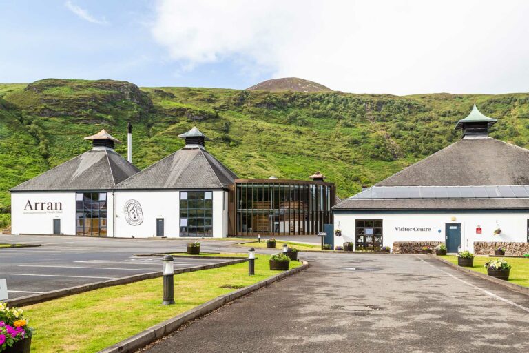 Whisky Brennerei Lochranza Distillery in Lochranza Whisky Brennerei Lochranza Distillery in Lochranza