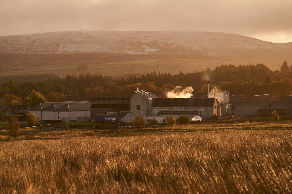 Whisky Brennerei Tomatin Distillery in Tomatin