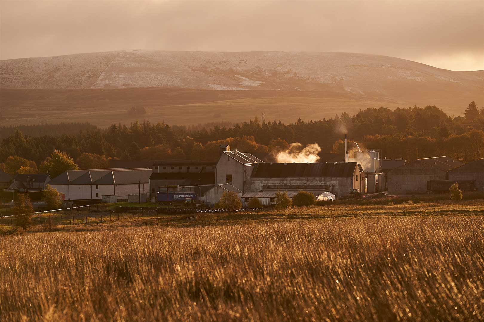 Whisky Brennerei Tomatin Distillery in Tomatin