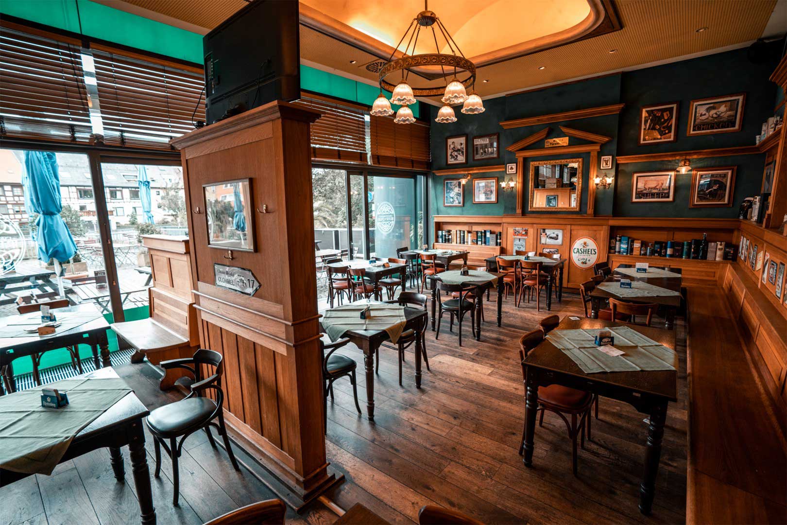 whisky bar fuerstenberg‘s irish pub tuttlingen WEB 3 2 1620x1080 nwasusuhjqso