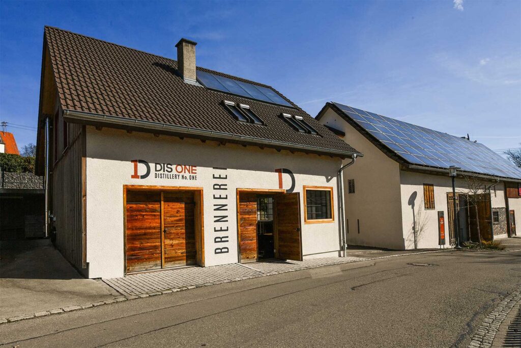 Whisky Brennerei Dis One® Distillery in Kirchberg an der Iller