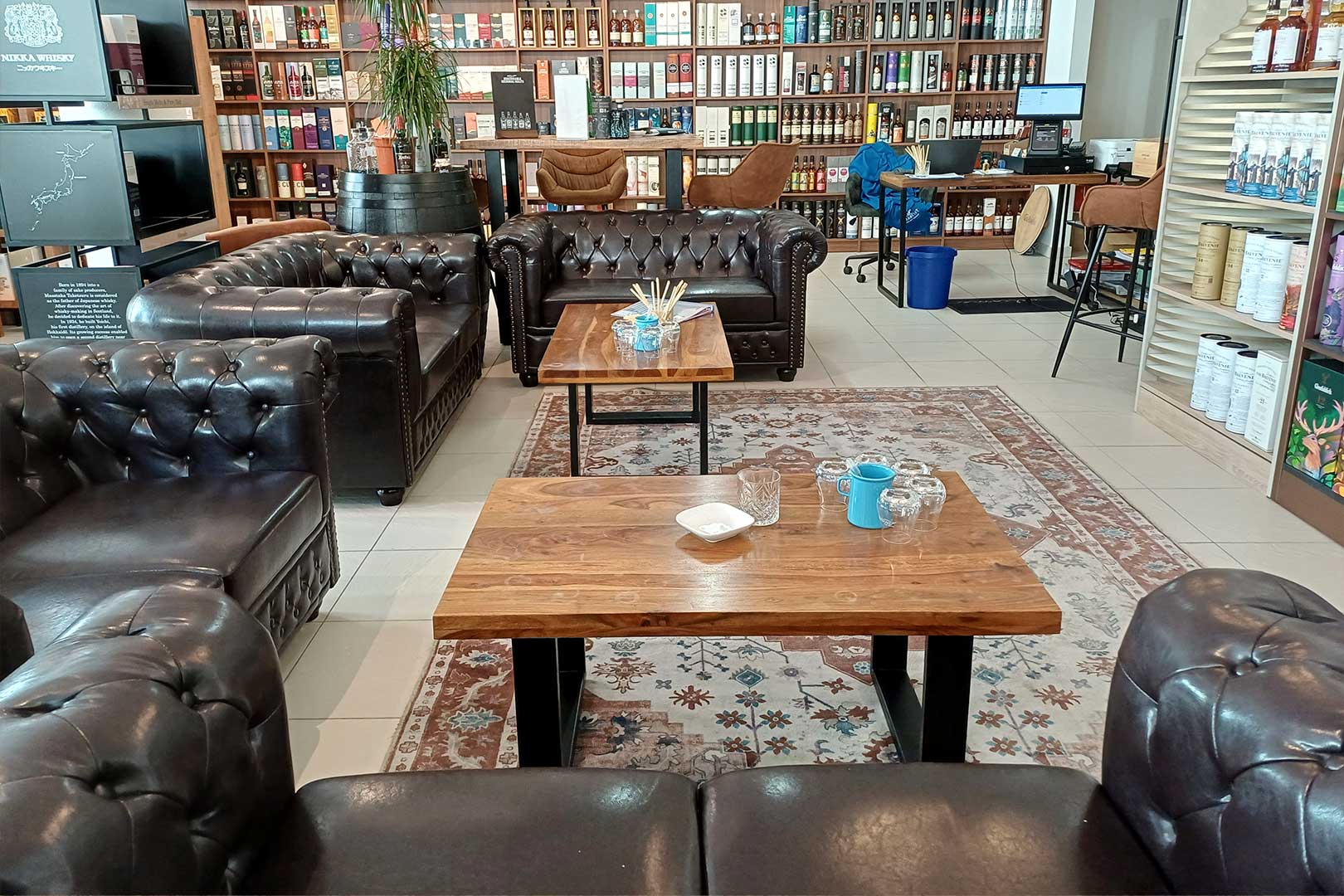 whisky shop scotia spirit duesseldorf WEB 3 2 1620x1080