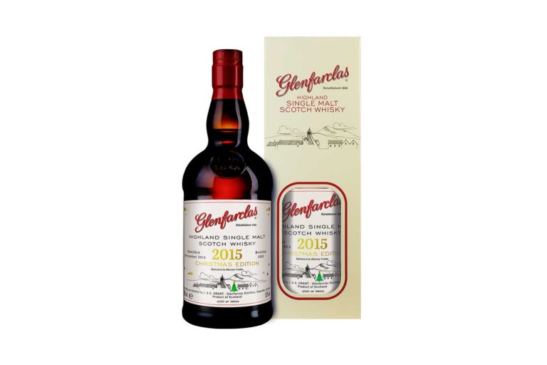Mehr über den Artikel erfahren Glenfarclas Christmas Edition Vintage 2015