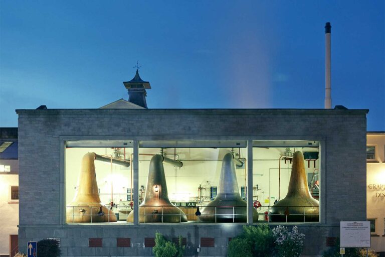 Whisky Brennerei Craigellachie Distillery in Craigellachie Whisky Brennerei Craigellachie Distillery in Craigellachie