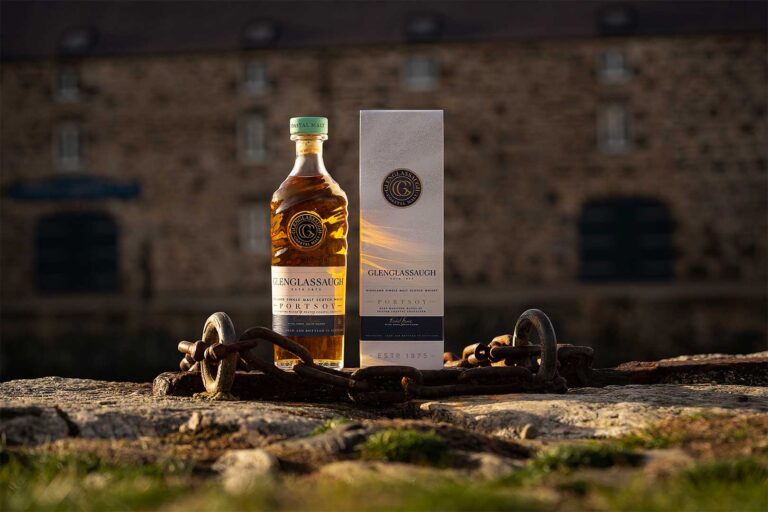 Whisky Brennerei Glenglassaugh Distillery in Portsoy Whisky Brennerei Glenglassaugh Distillery in Portsoy